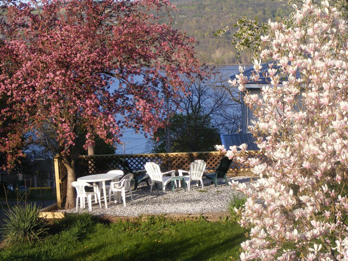 Lake Valley Legends B&B Watkins Glen Exterior photo